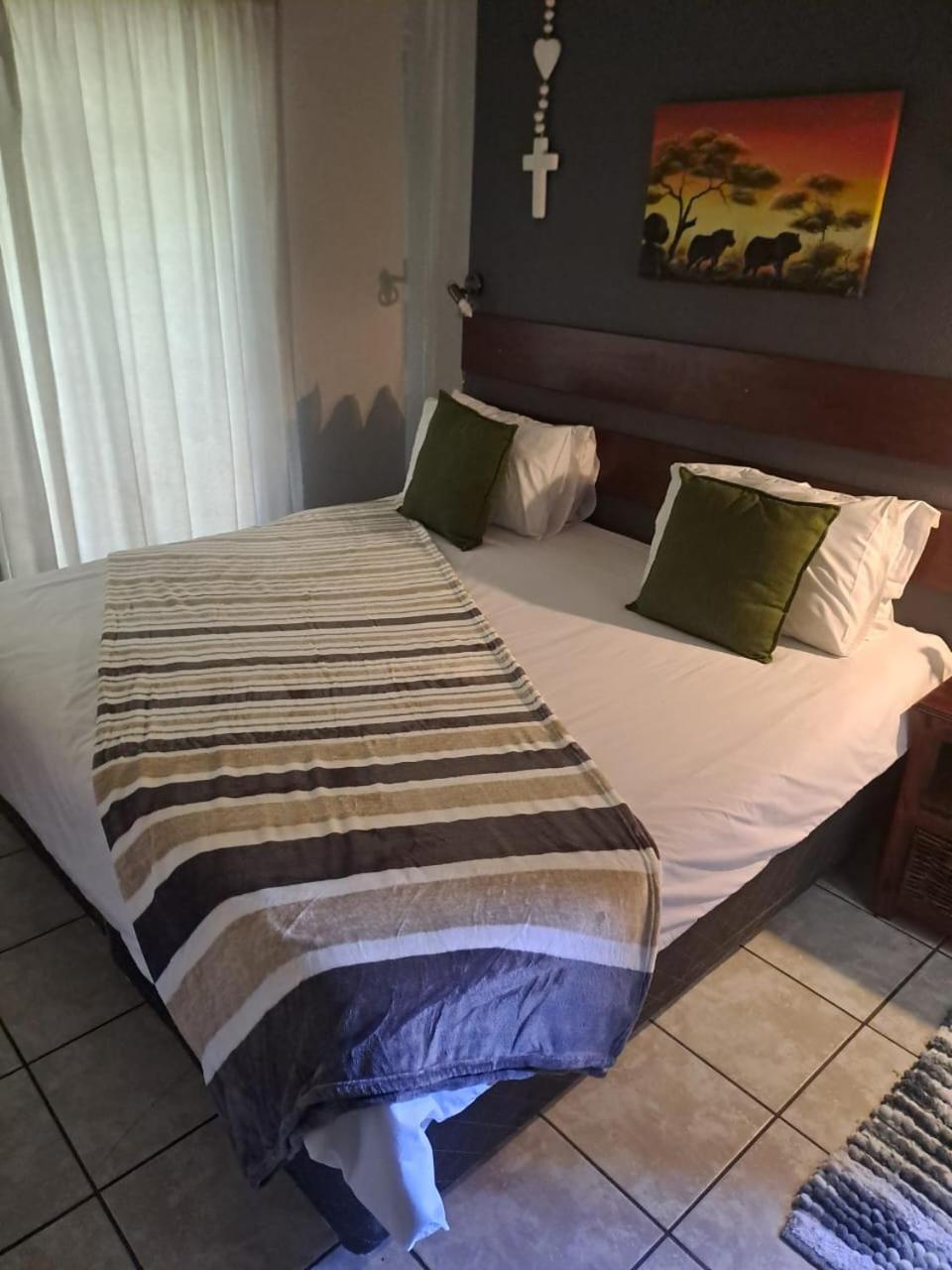 Honey Bee * Rustenburg
